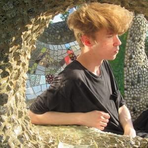 Meet your Posher, Isaiah